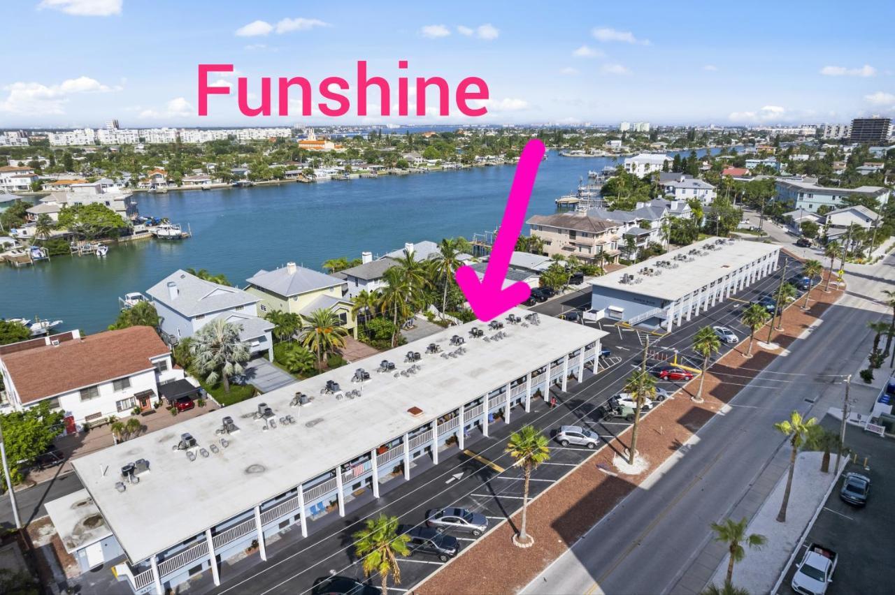 Funshine Sunset Beach St. Pete Beach Exterior foto