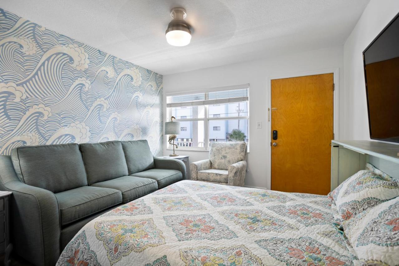 Funshine Sunset Beach St. Pete Beach Exterior foto